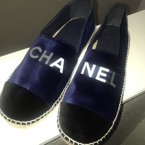 Chanel velvet espadrilles - Picture 1 of 3